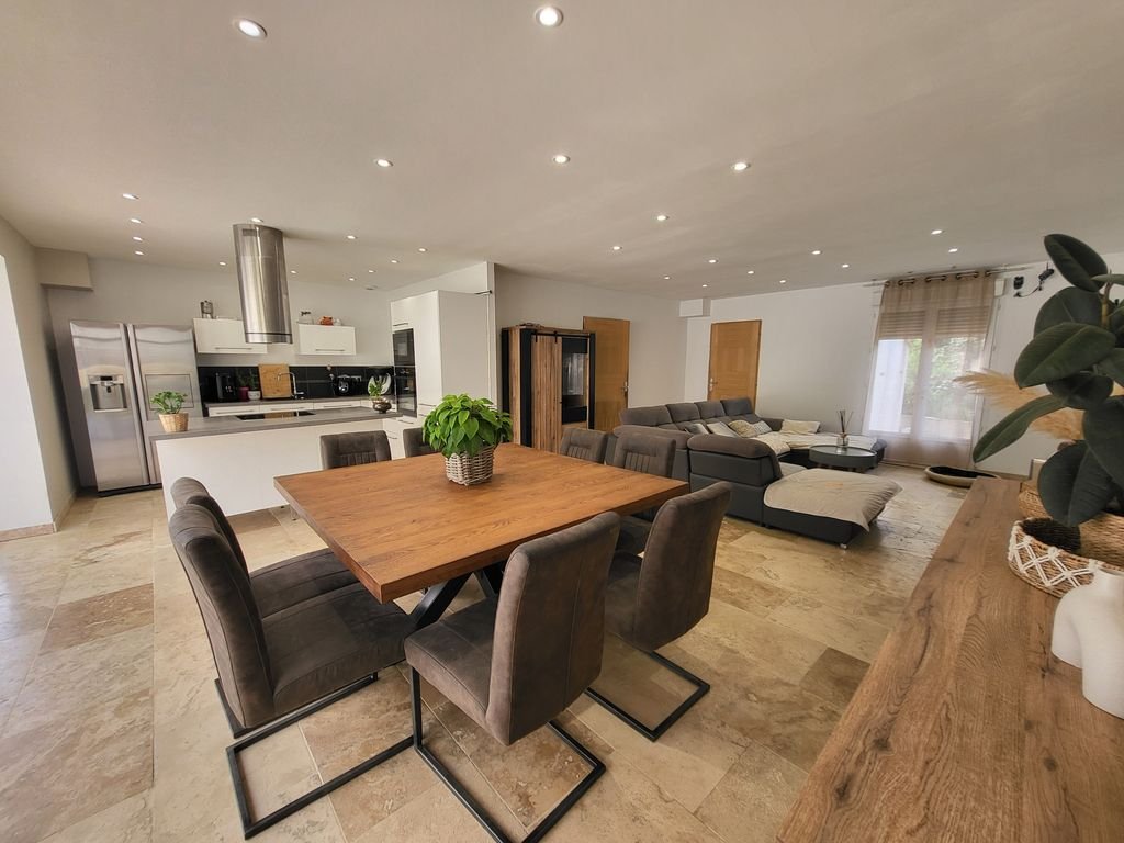 Maison à vendre, 162m², Évenos