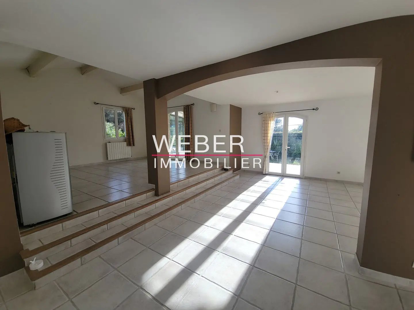 Maison à vendre, 185m², Évenos