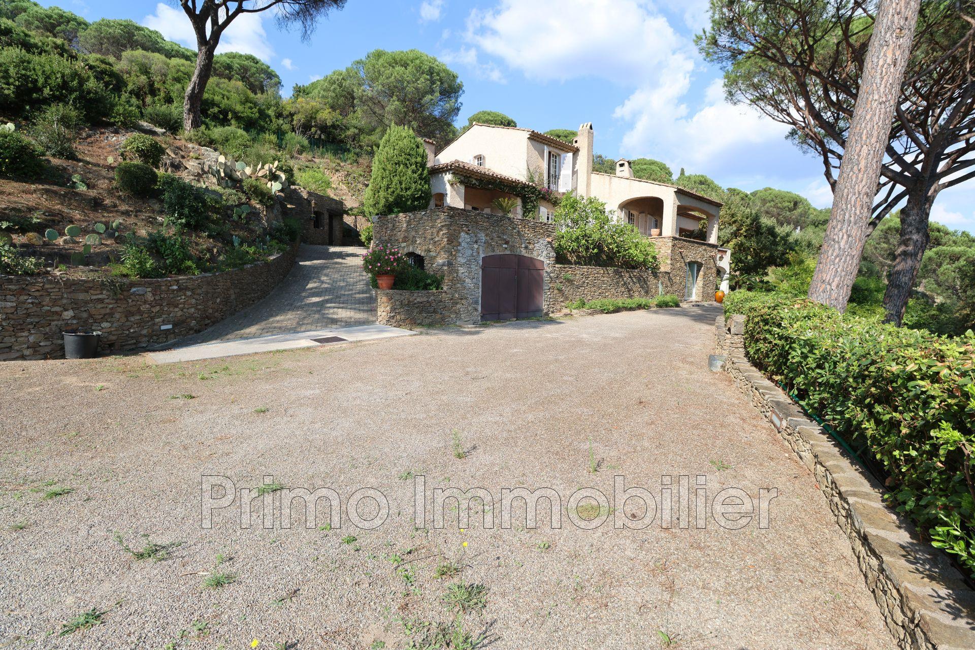Maison à vendre, 300m², Grimaud