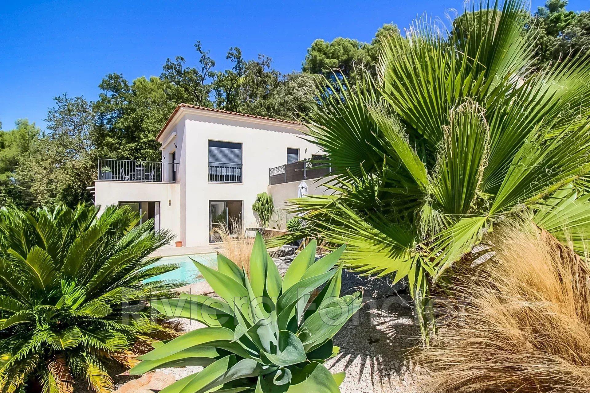 Maison à vendre, 150m², Valbonne