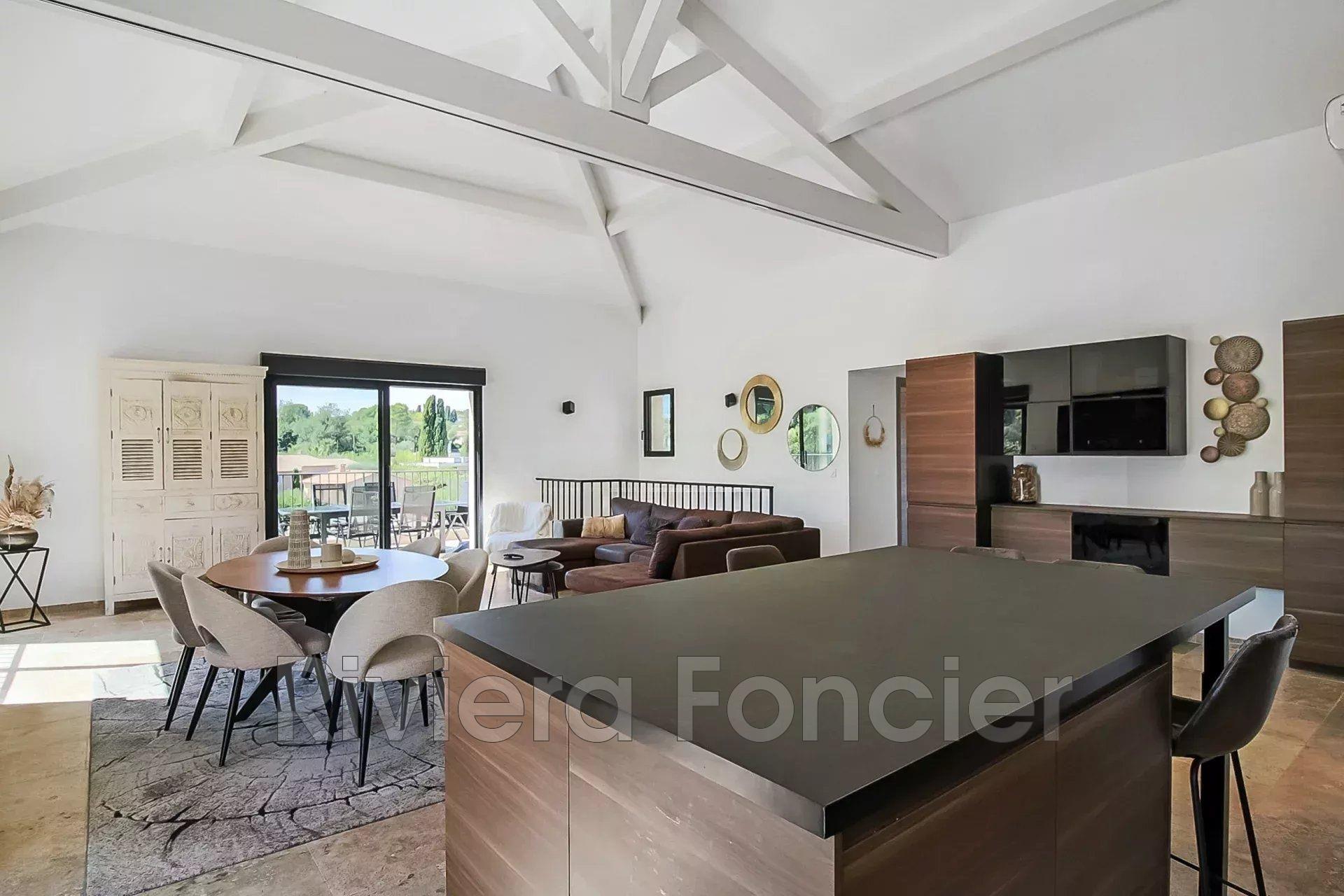 Maison à vendre, 150m², Valbonne