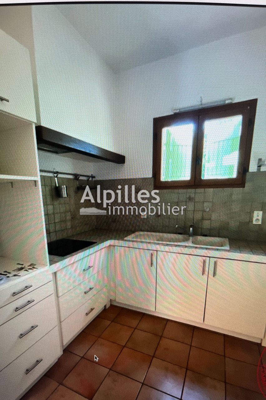 Maison à louer, 96m², Mouriès