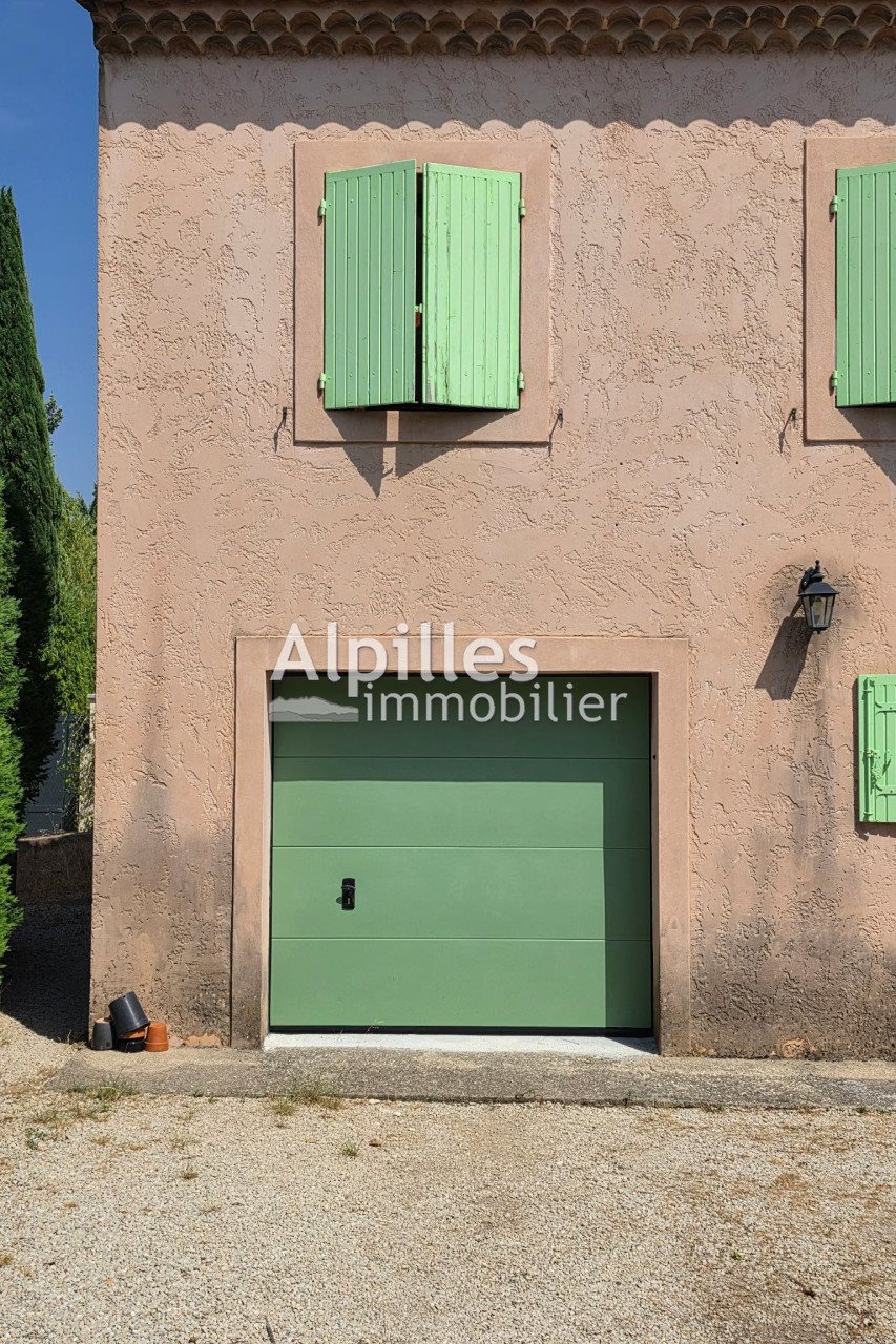 Maison à louer, 96m², Mouriès