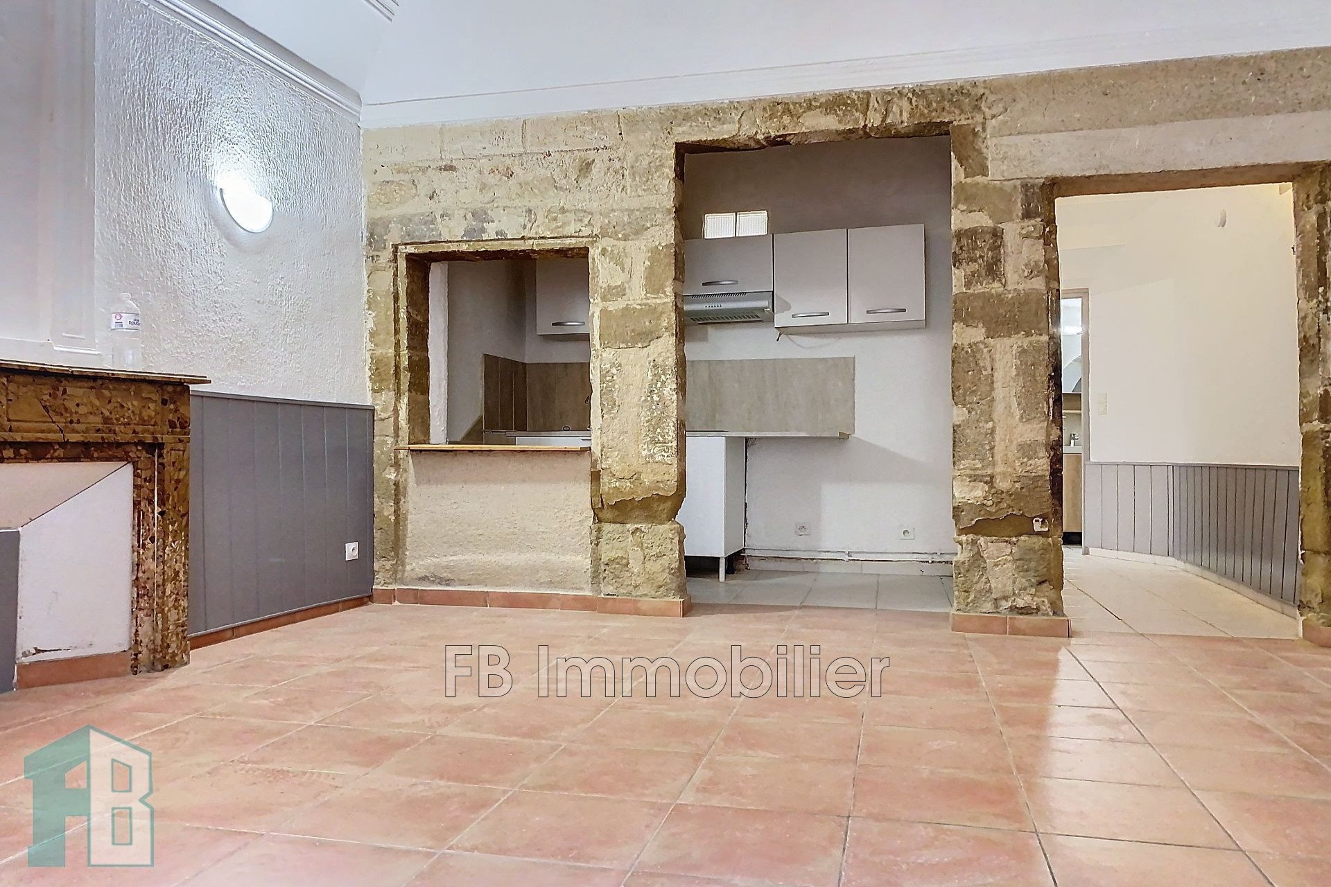 Appartement à louer, 38m², Eyguières