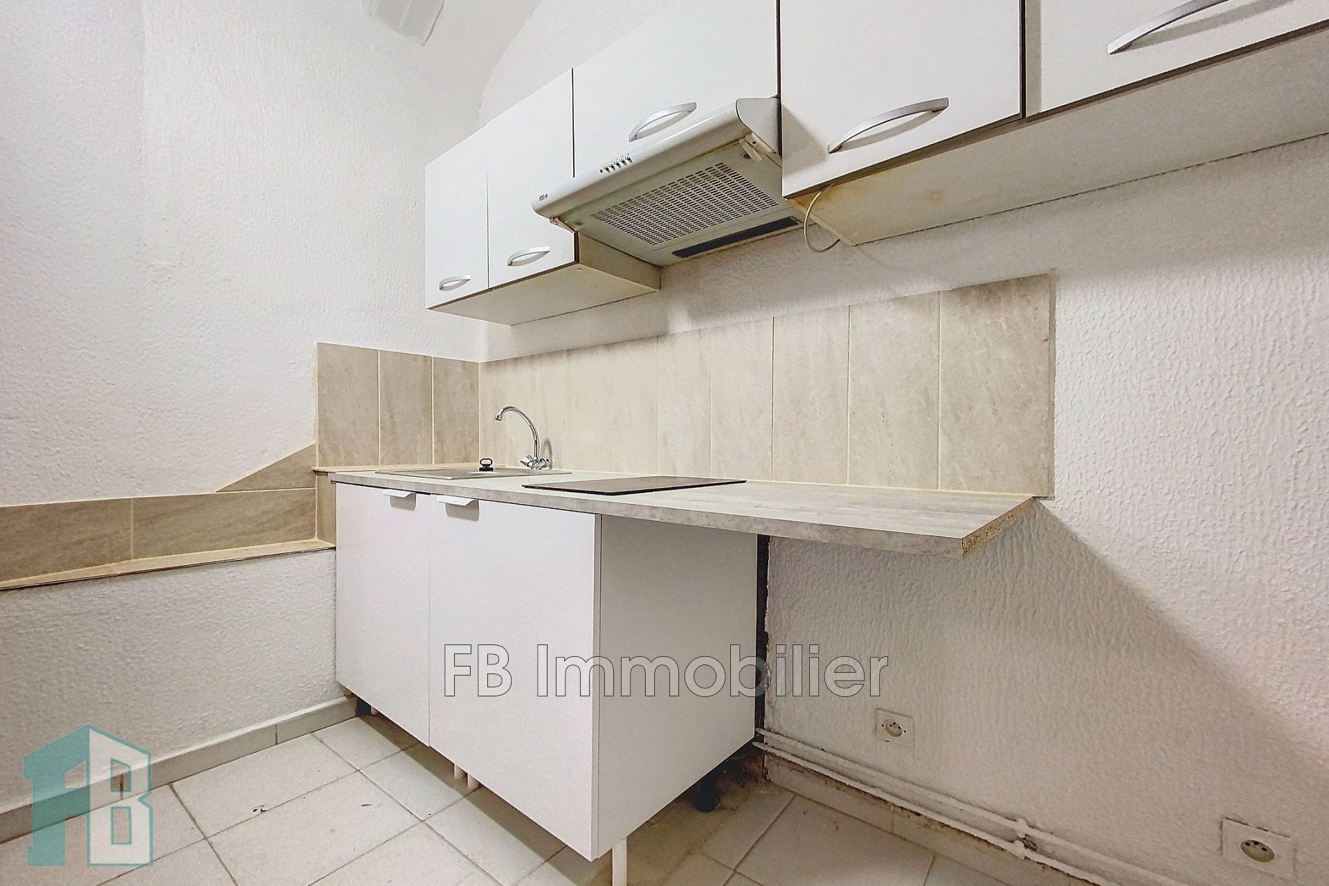 Appartement à louer, 38m², Eyguières