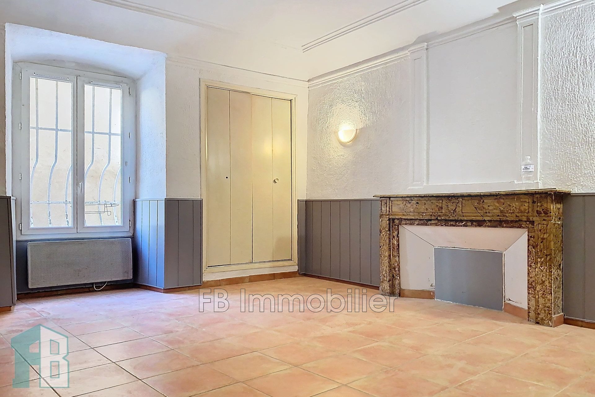 Appartement à louer, 38m², Eyguières