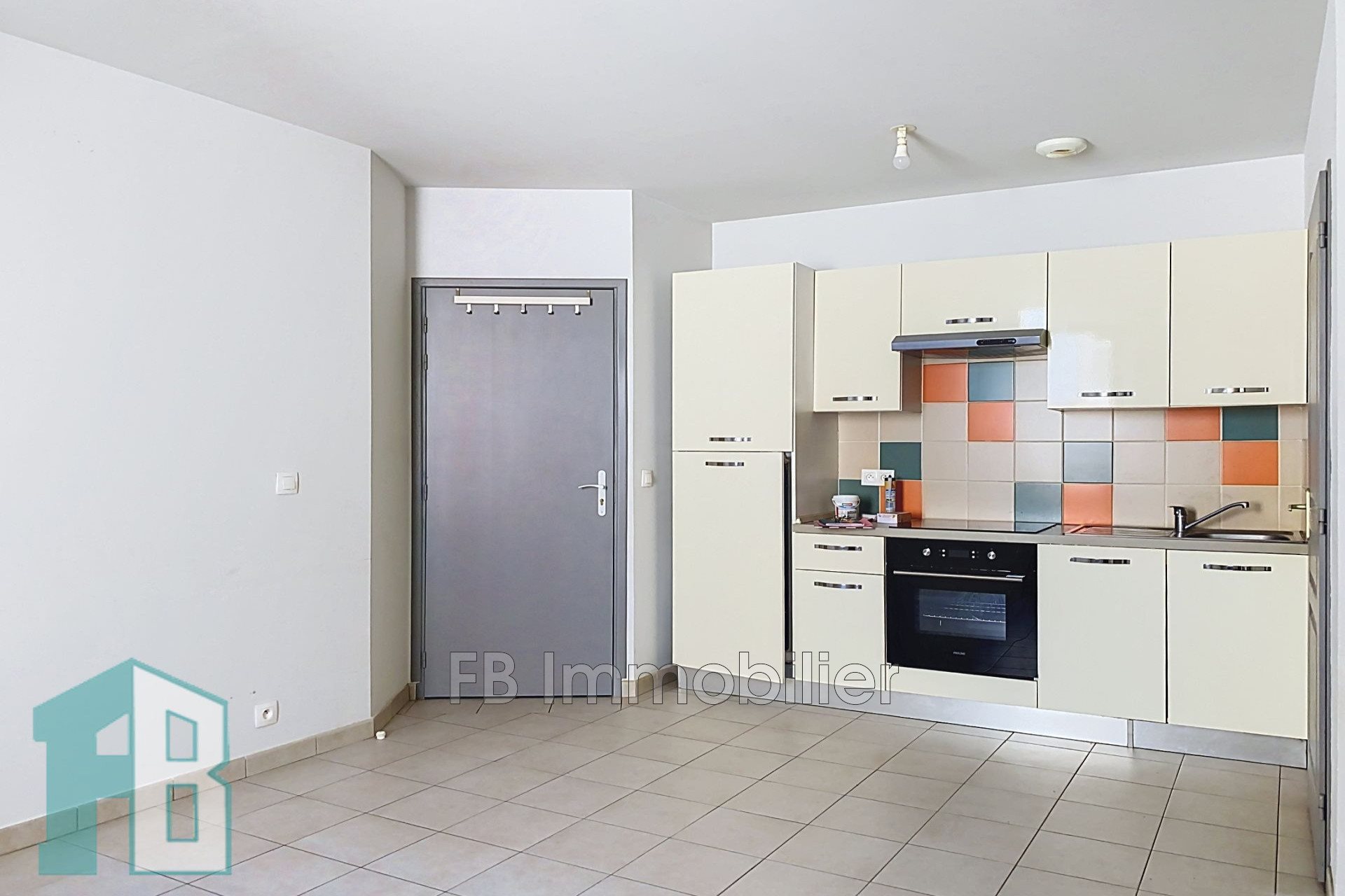 Appartement à louer, 35m², Alleins