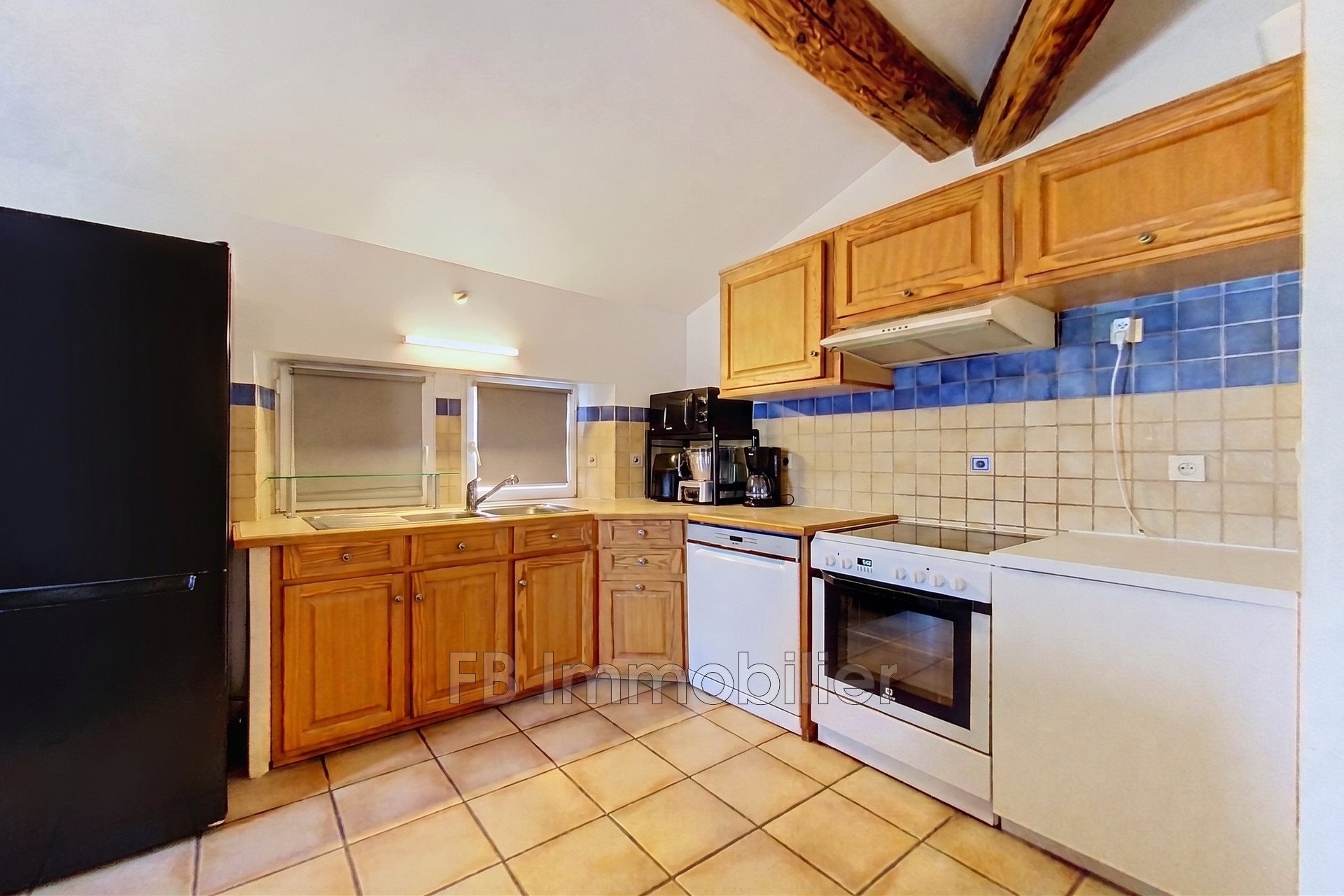 Appartement à louer, 95m², Aureille