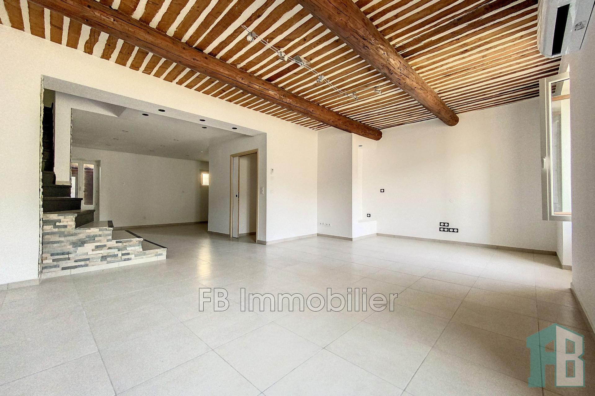 Maison à vendre, 106m², Eyguières