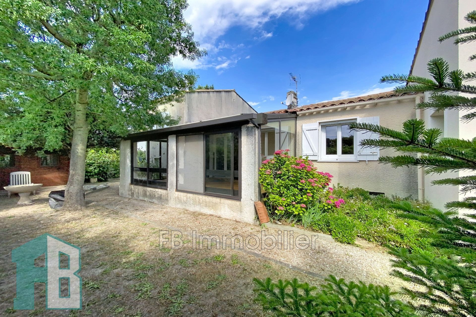 Maison à vendre, 140m², Eyguières
