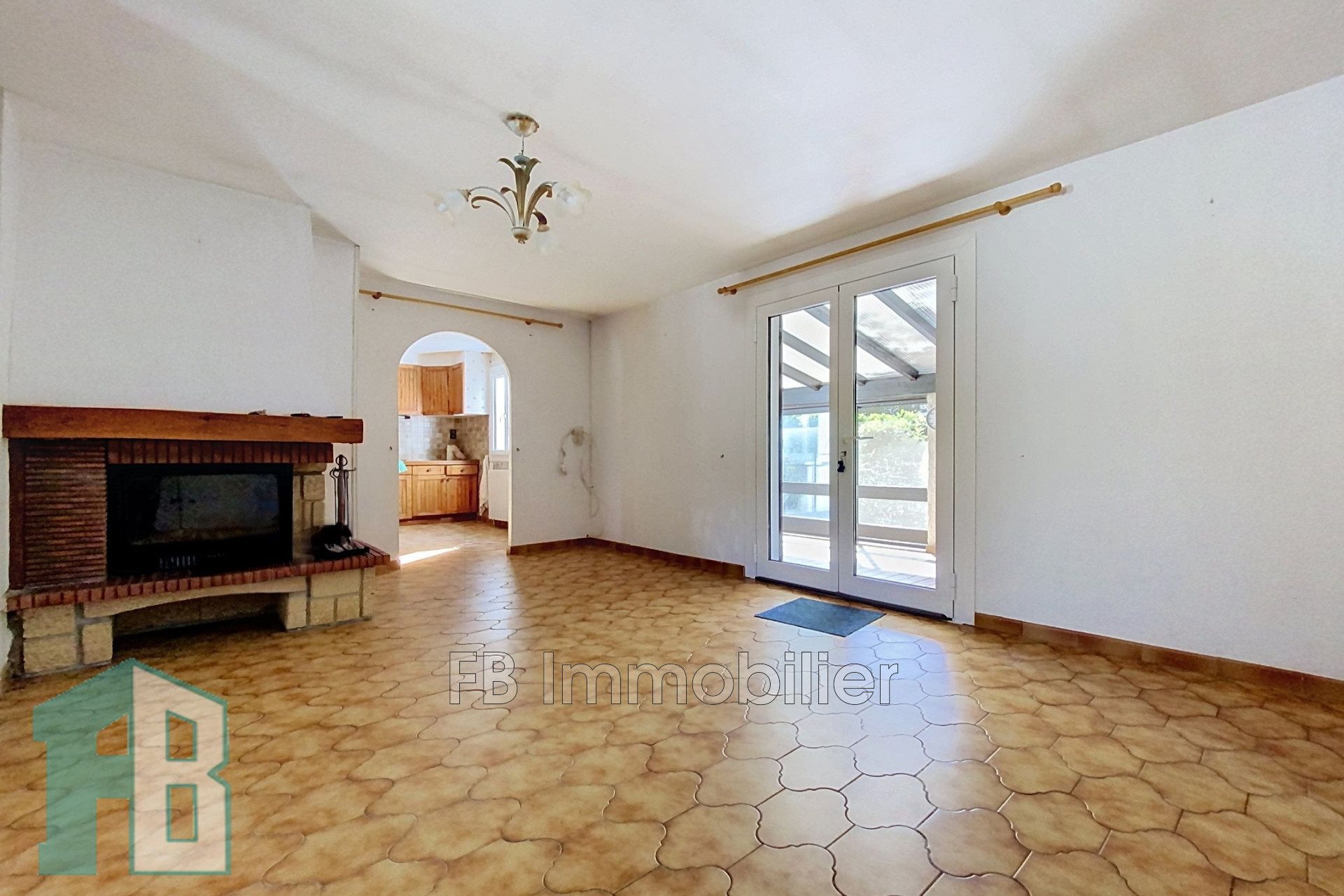 Maison à vendre, 140m², Eyguières