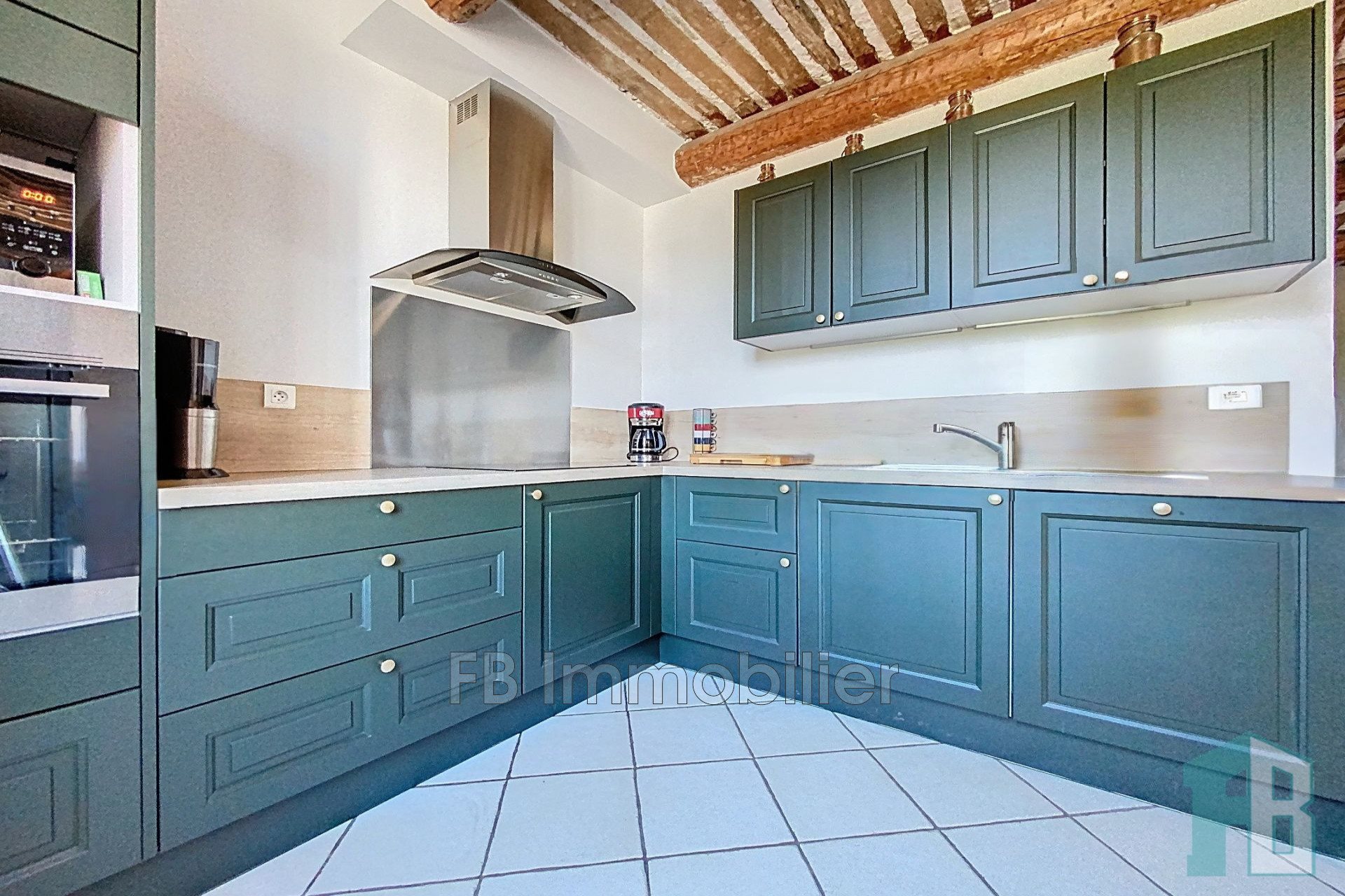 Maison à vendre, 96m², Eyguières
