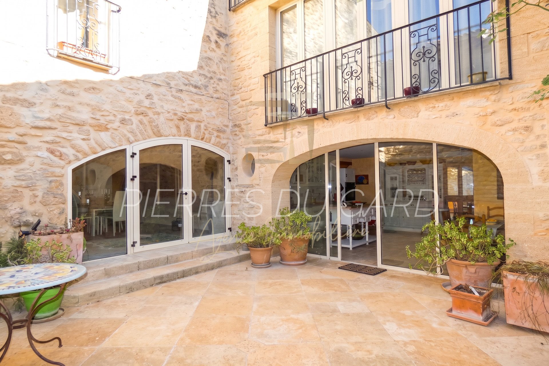 Maison à vendre, 270m², Vers-Pont-du-Gard