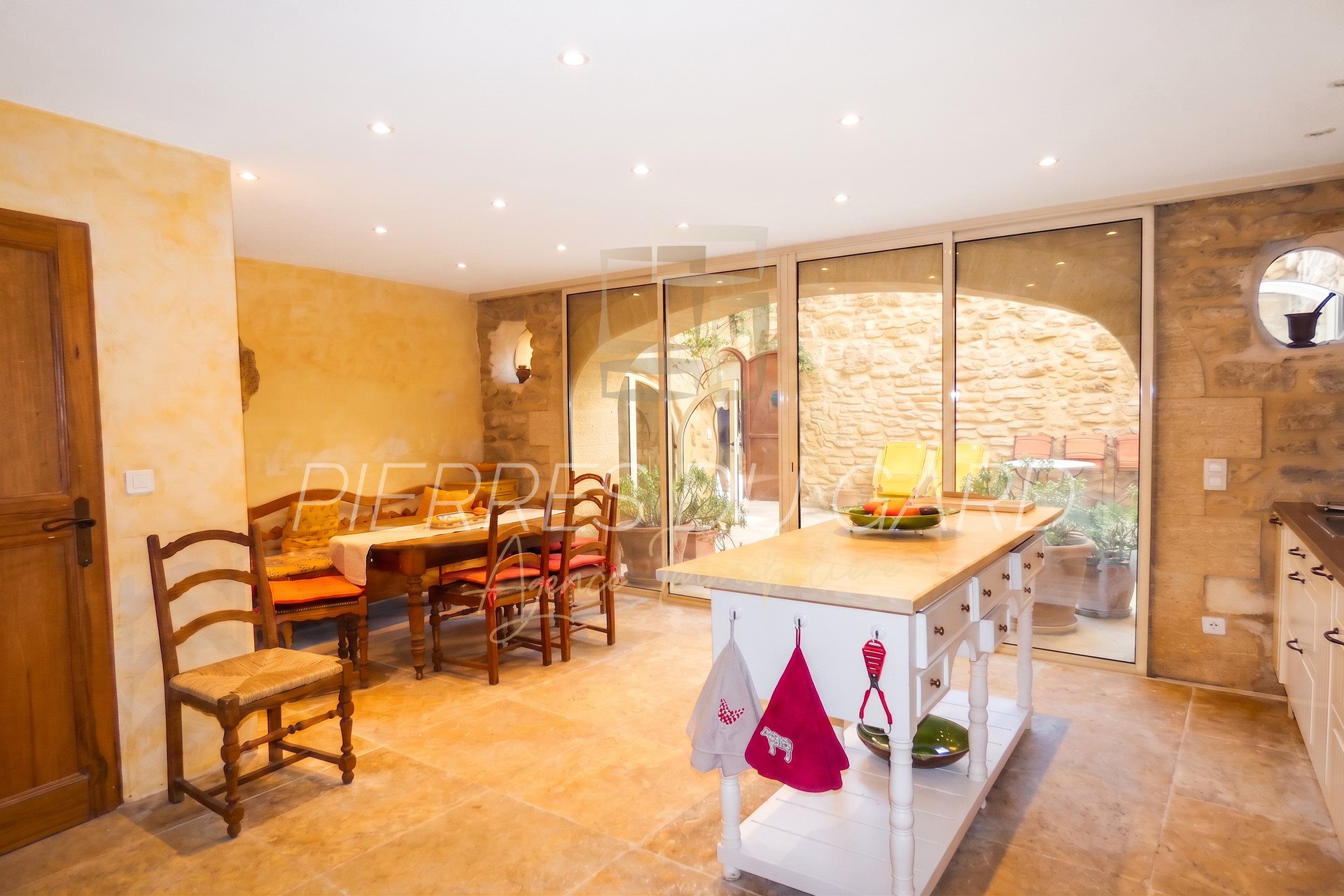 Maison à vendre, 270m², Vers-Pont-du-Gard