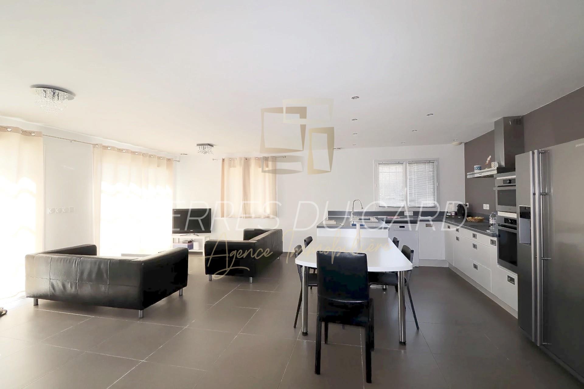 Maison à vendre, 120m², Rochefort-du-Gard