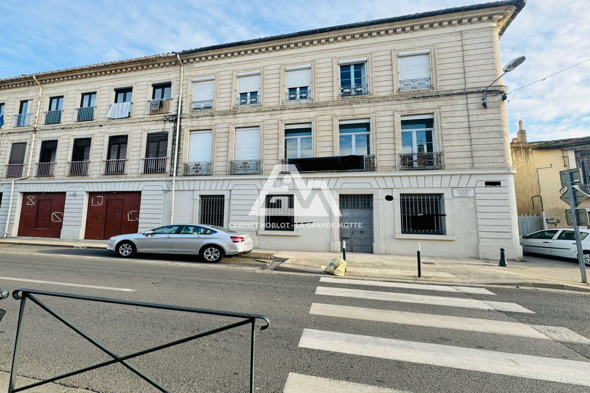 Appartement à vendre, 492m², Lunel