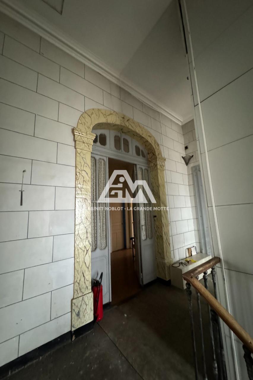 Appartement à vendre, 492m², Lunel