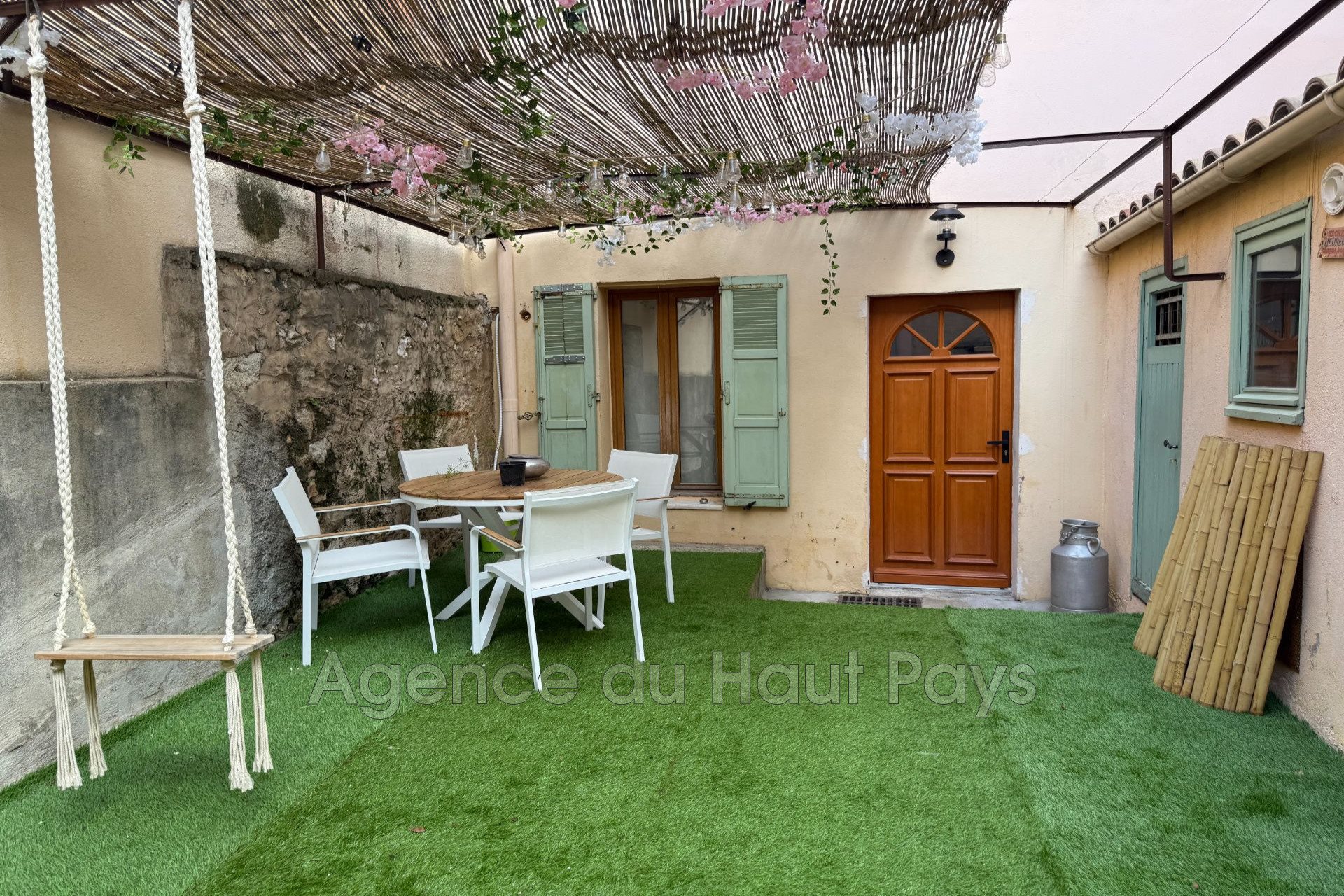 Maison à vendre, 80m², Saint-Cézaire-sur-Siagne