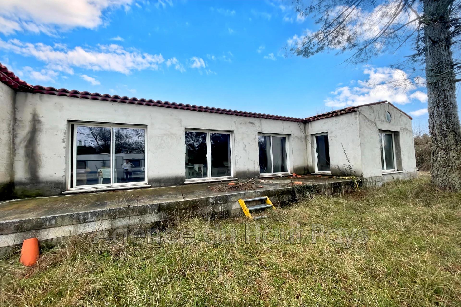 Maison à vendre, 148m², Saint-Cézaire-sur-Siagne