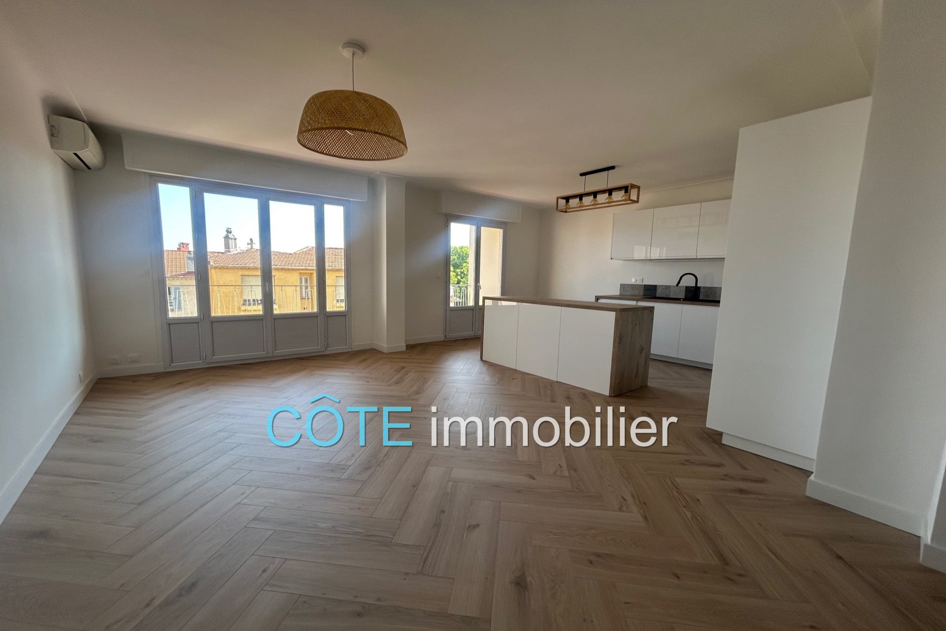 Appartement à vendre, 72m², Antibes