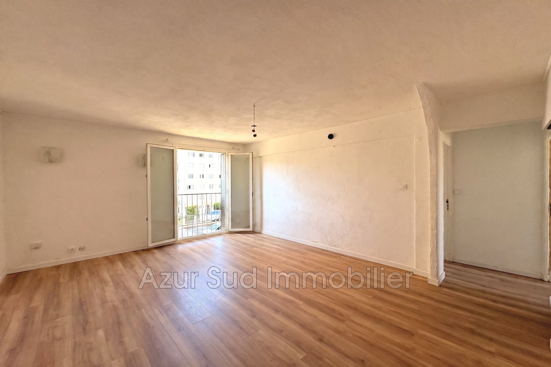 Appartement à vendre, 57m², Vallauris