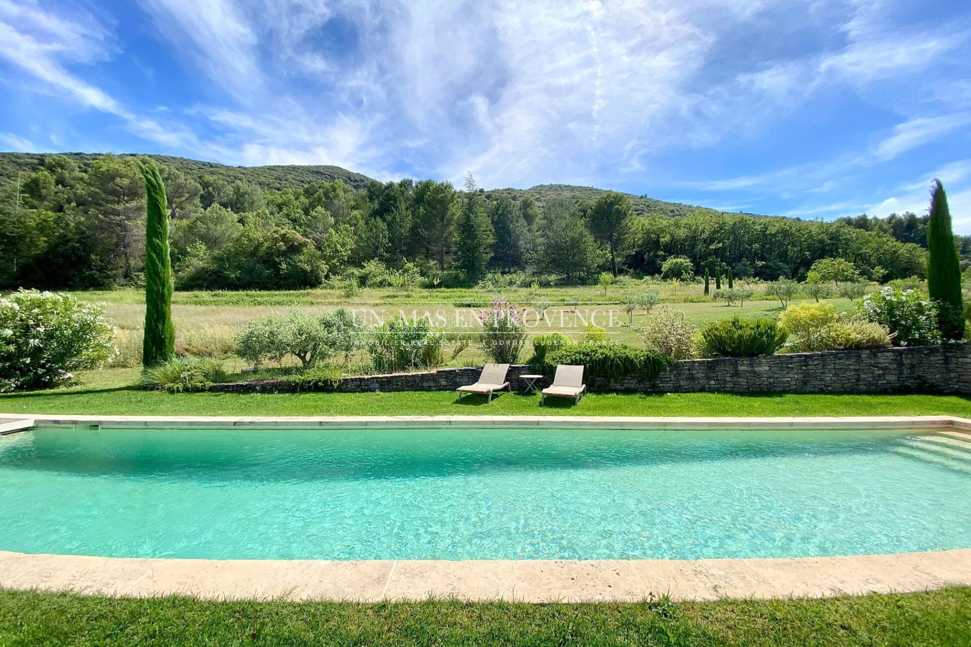 Maison à louer, 300m², Bonnieux
