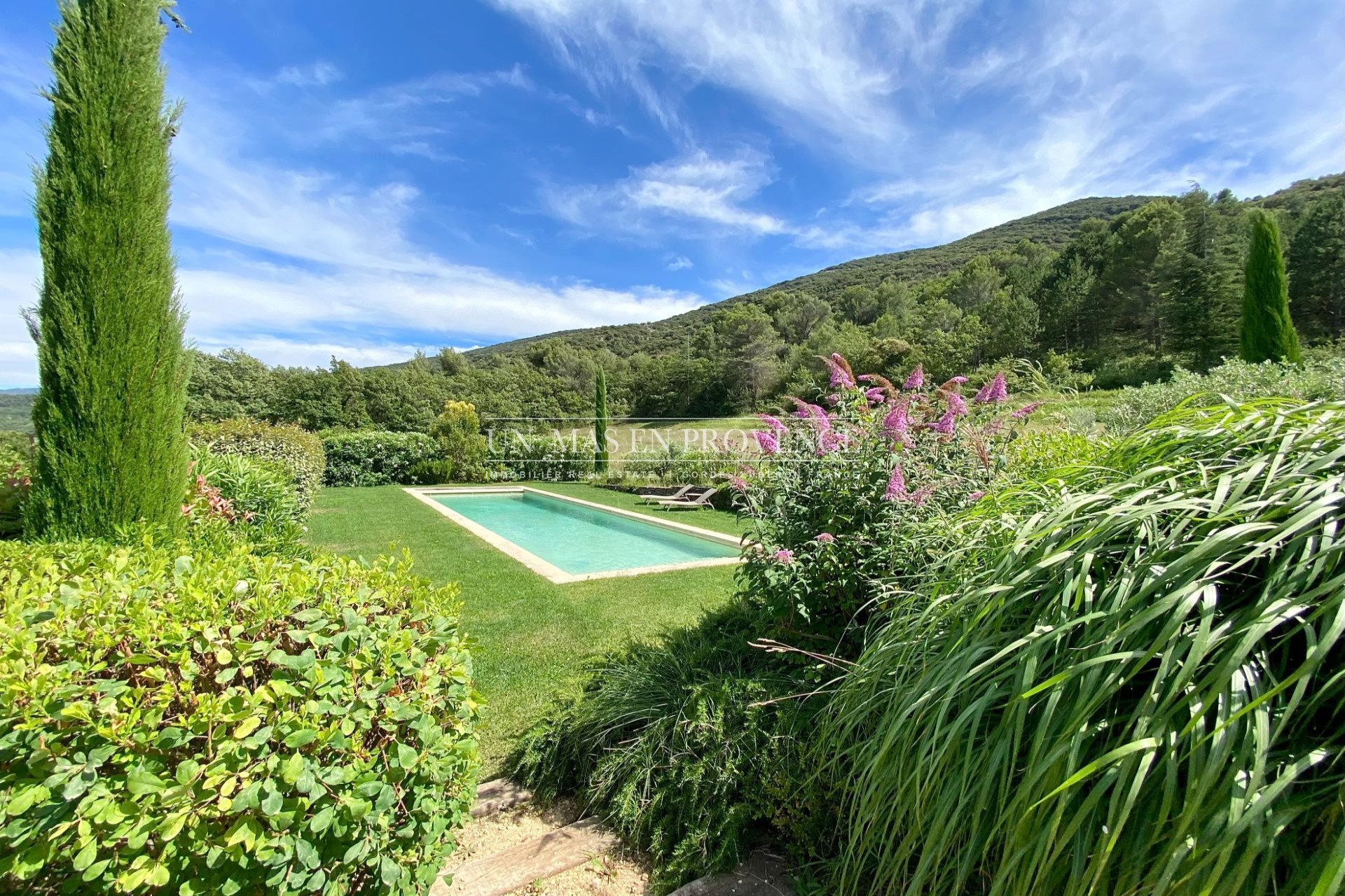 Maison à louer, 300m², Bonnieux