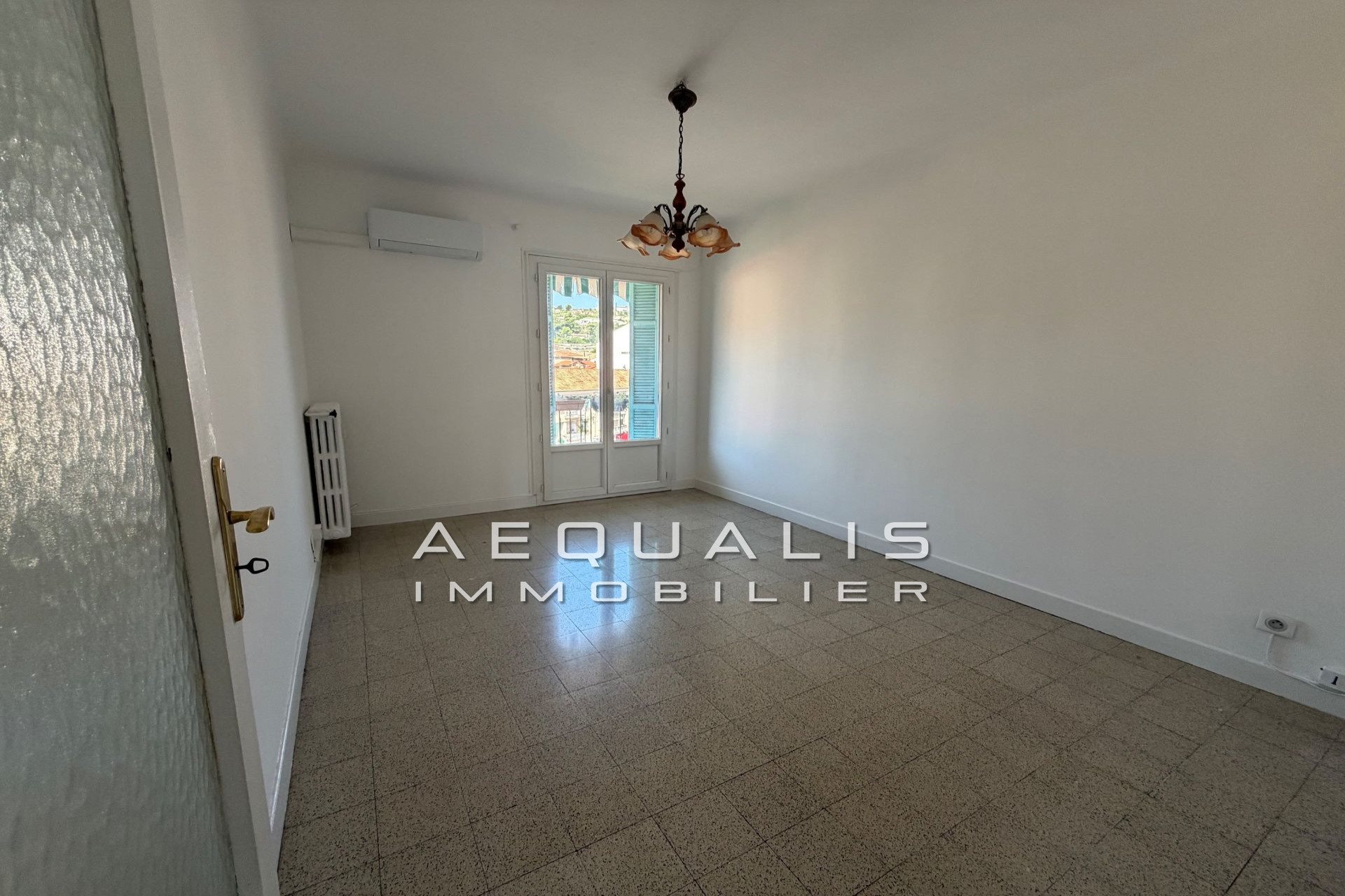 Appartement à louer, 65m², Saint-Laurent-du-Var