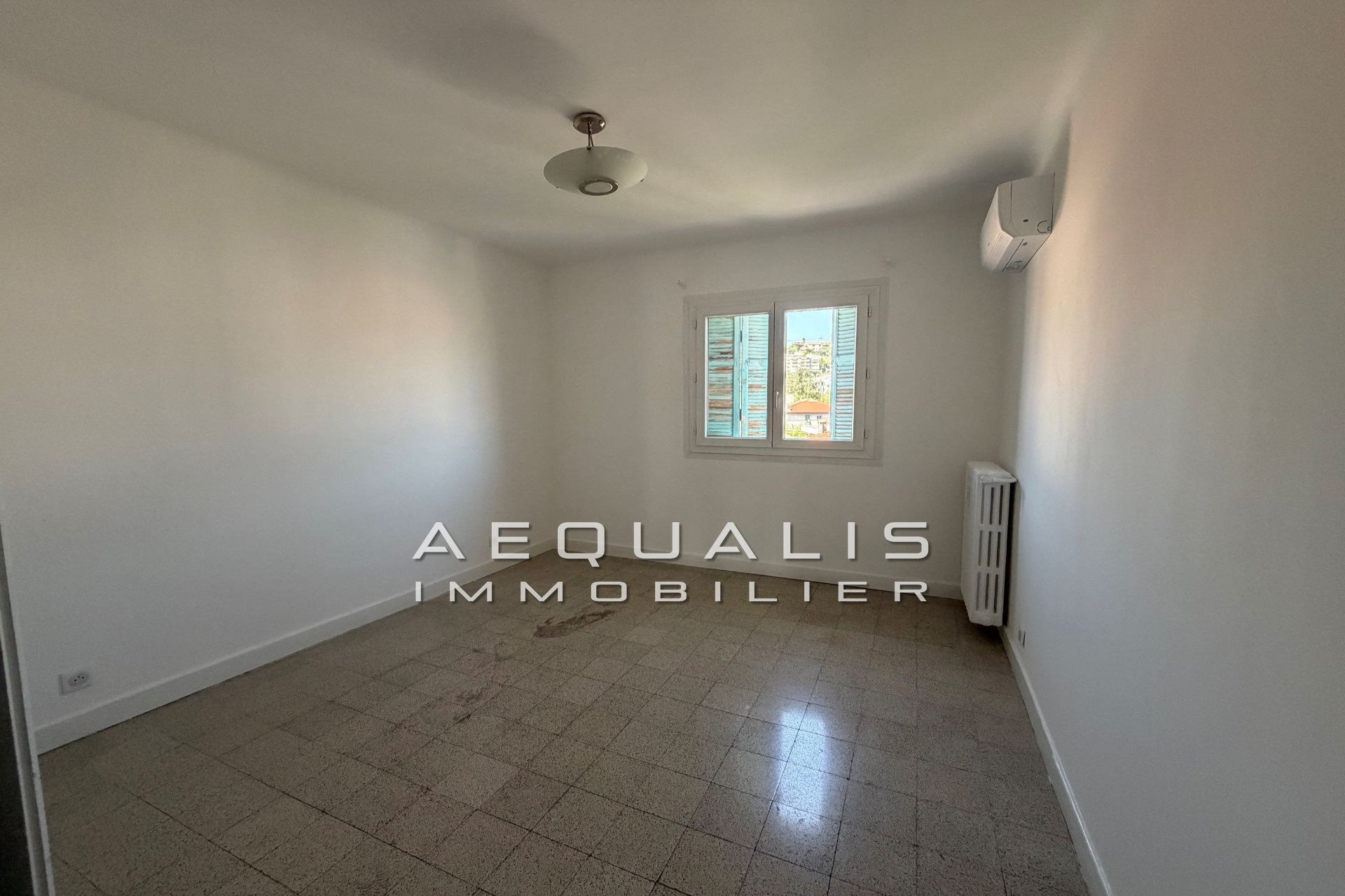 Appartement à louer, 65m², Saint-Laurent-du-Var