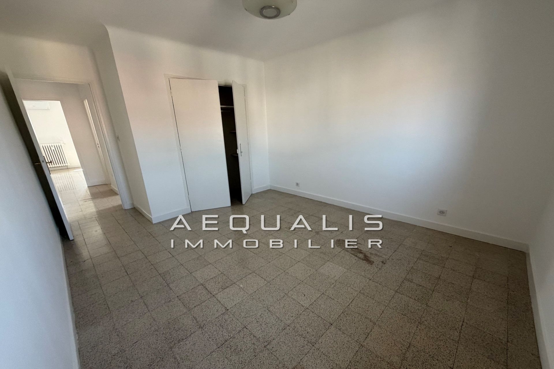 Appartement à louer, 65m², Saint-Laurent-du-Var