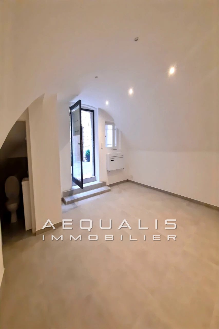 Maison à louer, 25m², La Gaude