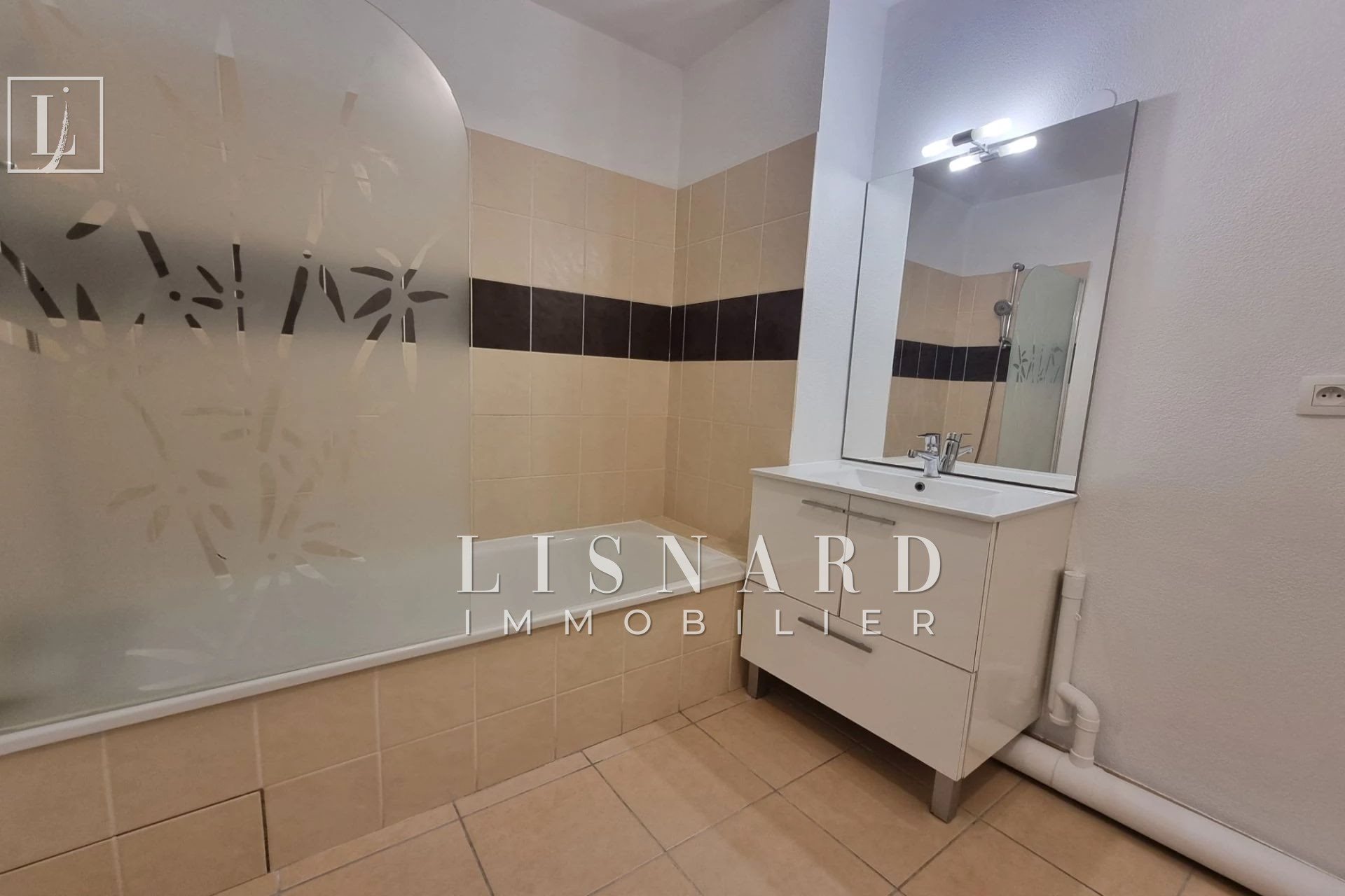 Appartement à vendre, 55m², Vallauris
