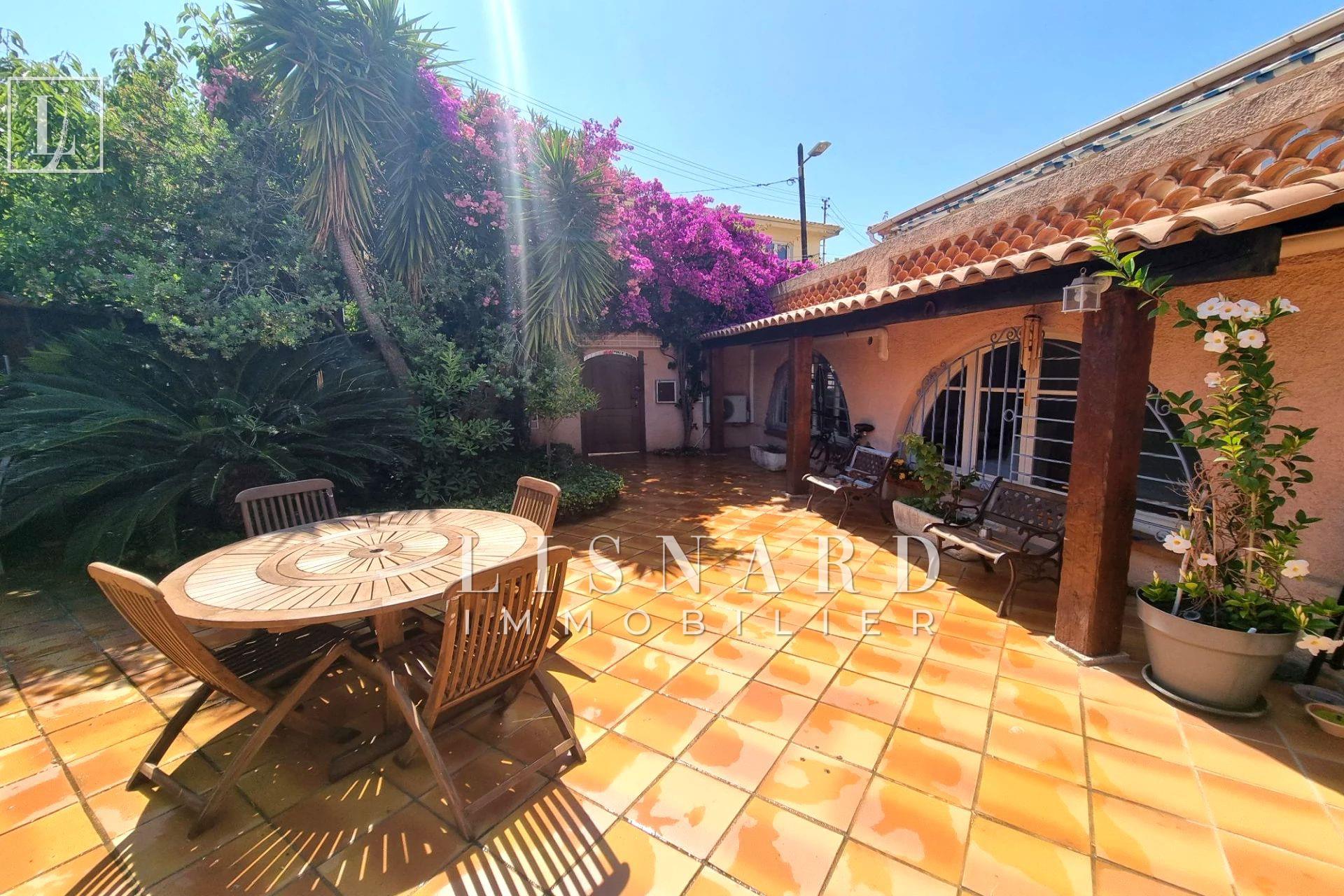 Maison à vendre, 135m², Golfe-Juan
