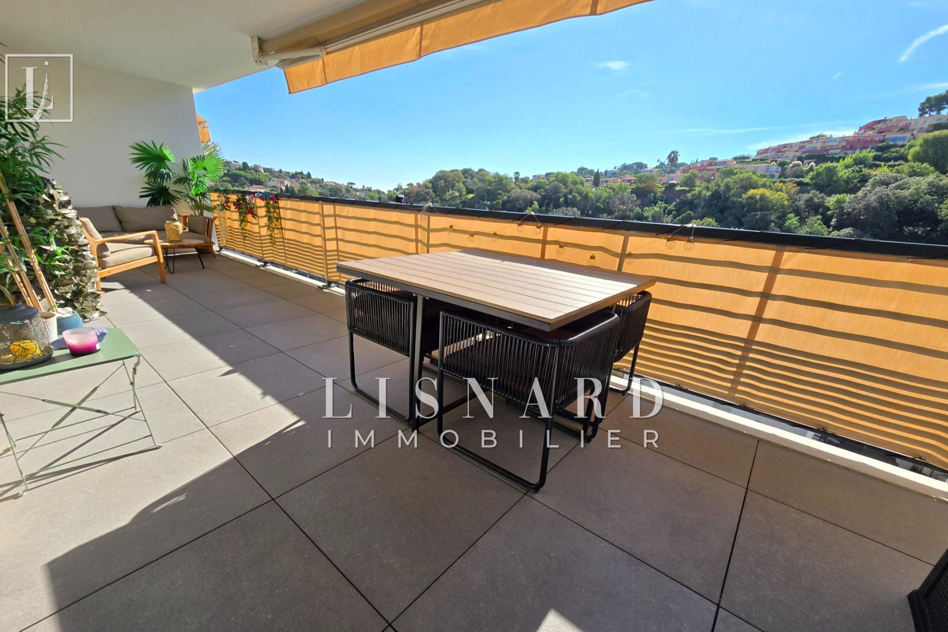 Appartement à vendre, 63m², Vallauris