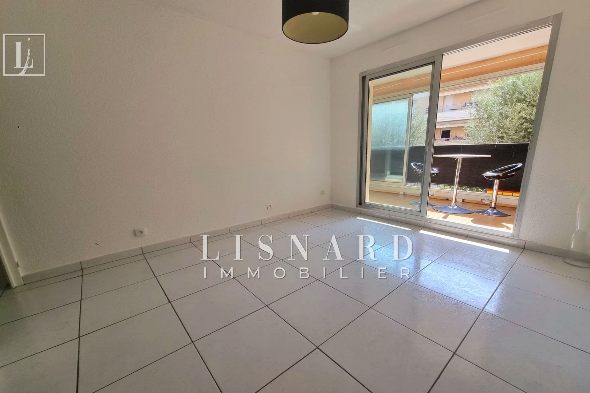 Appartement à vendre, 28m², Vallauris