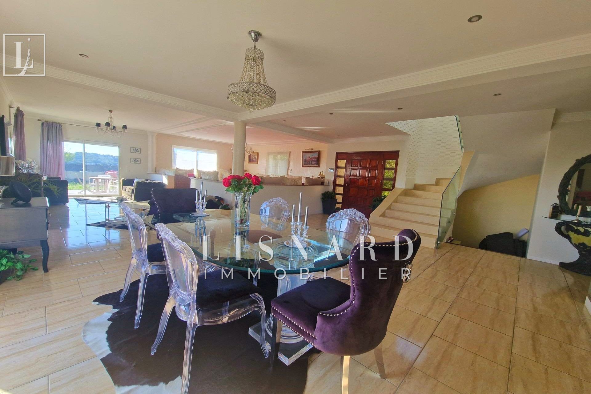 Maison à vendre, 220m², Vallauris