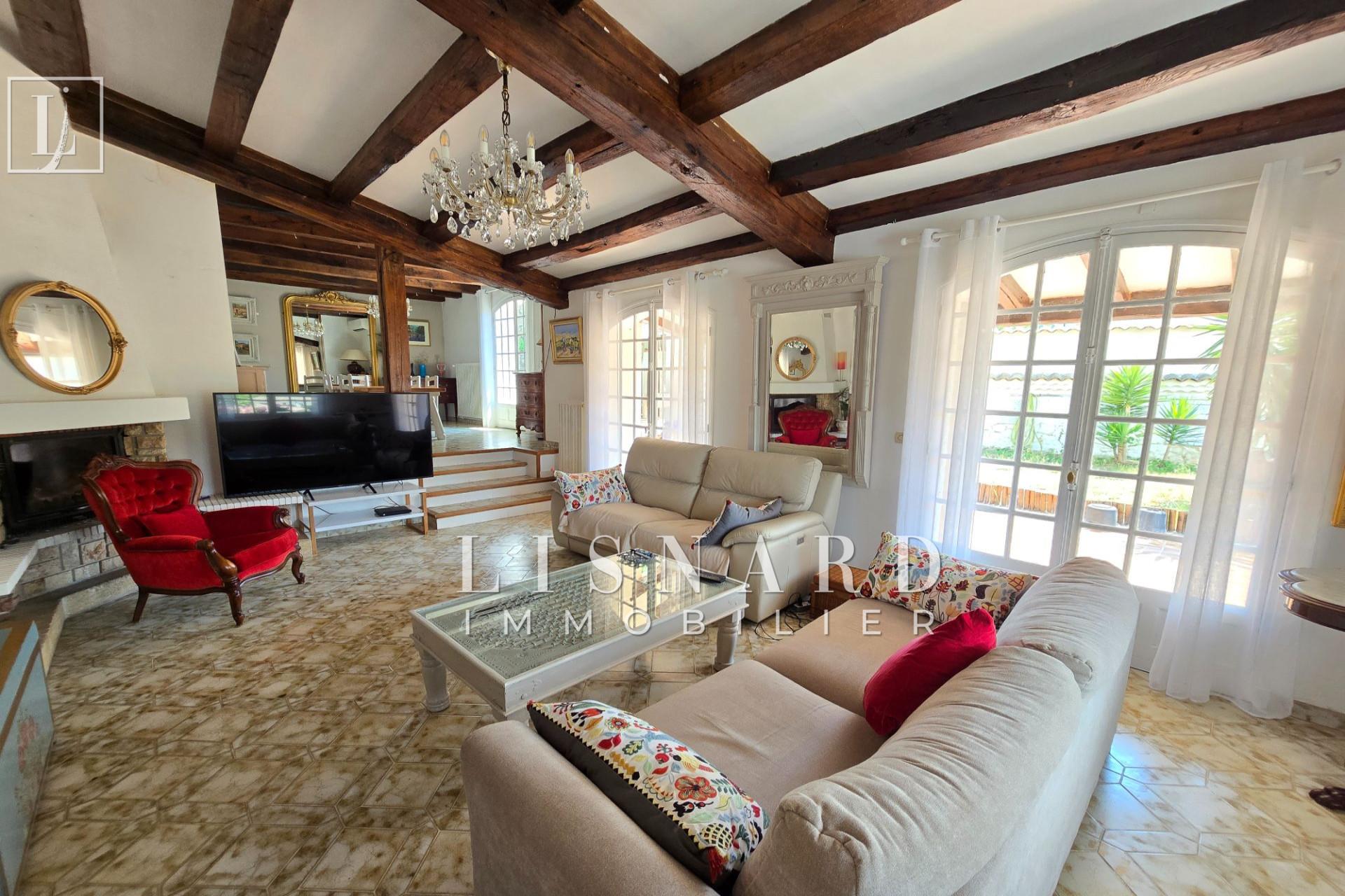 Maison à vendre, 240m², Vallauris