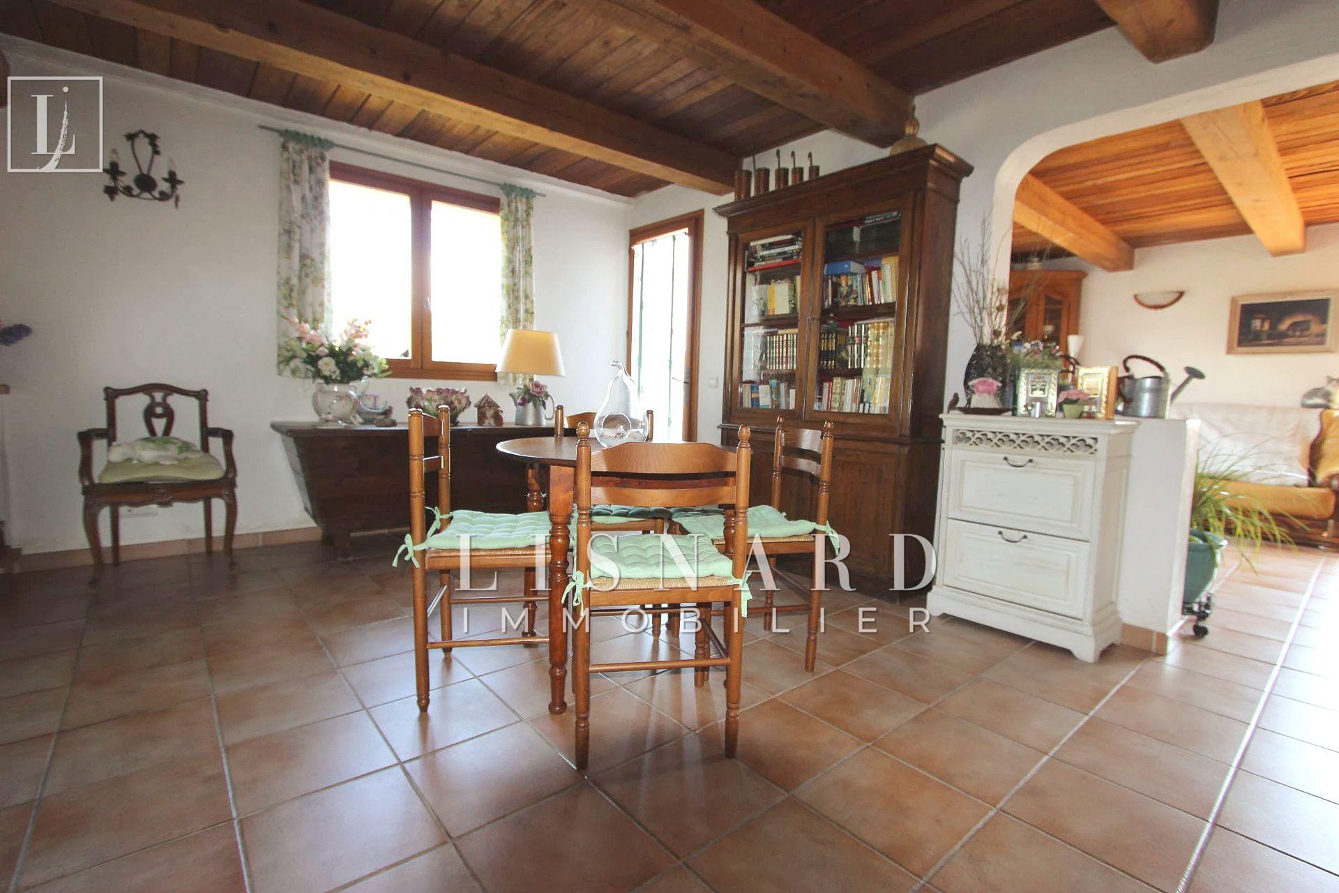Maison à vendre, 370m², Vallauris