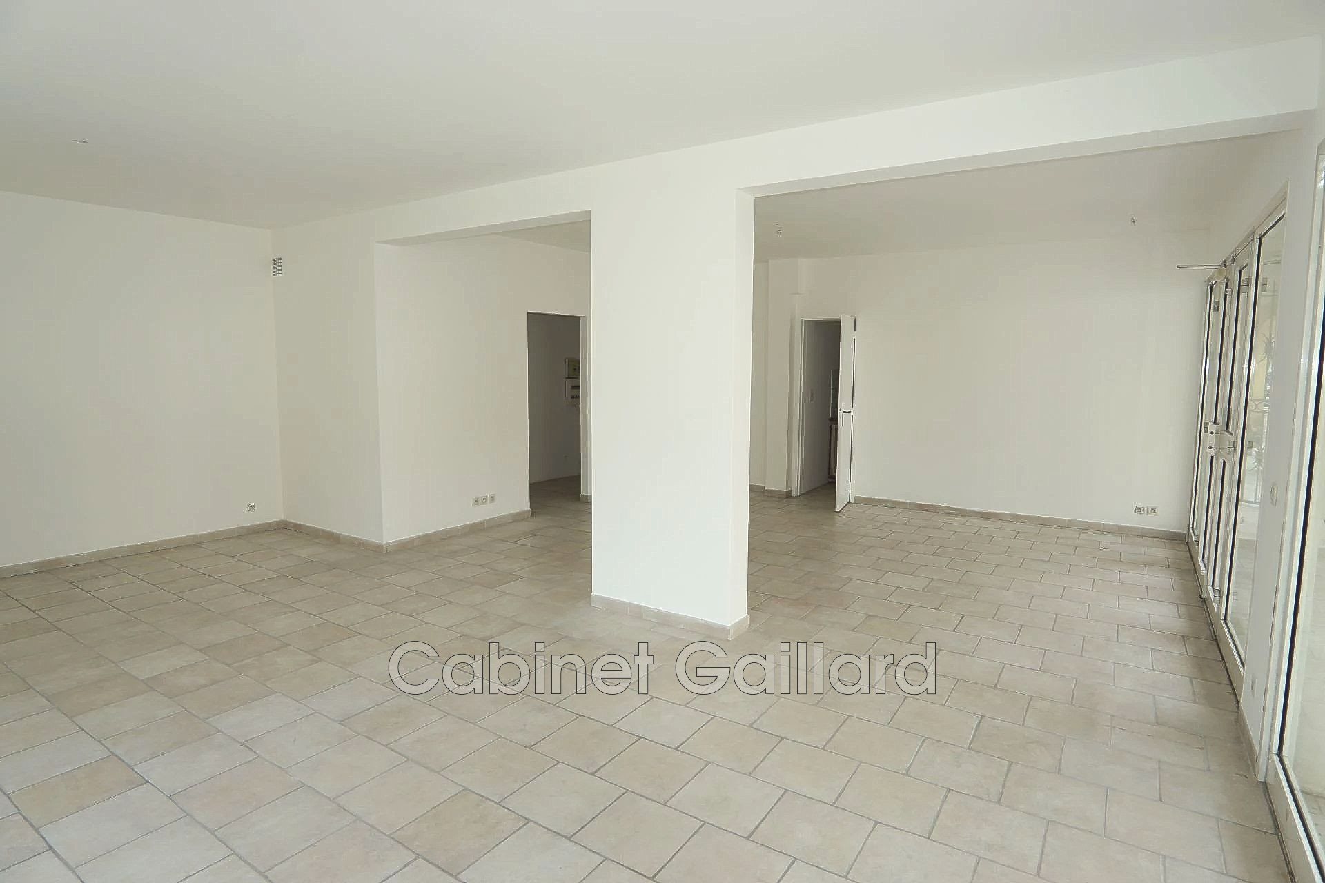 Maison à louer, 60m², Peymeinade