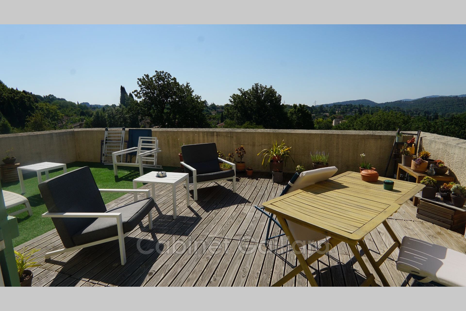 Appartement à vendre, 68m², Peymeinade