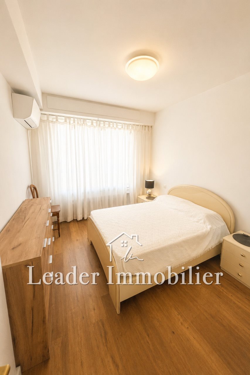 Appartement à louer, 73m², Antibes