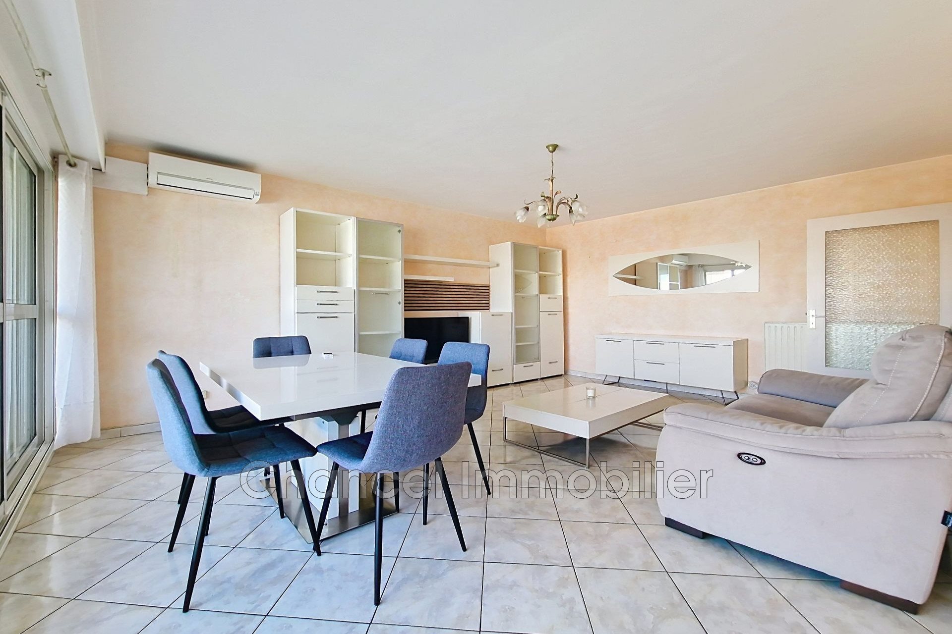 Appartement à vendre, 80m², Juan-les-Pins