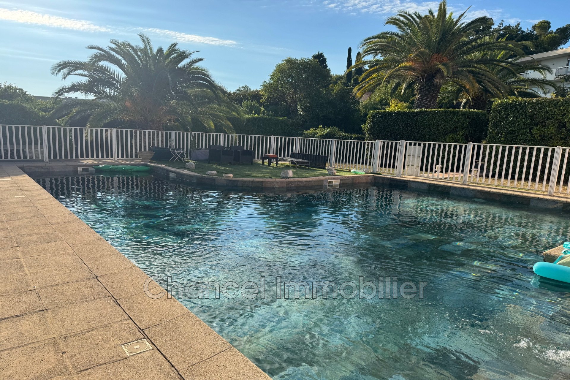 Appartement à louer, 46m², Antibes