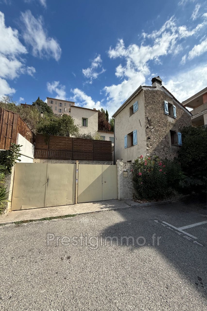Maison à louer, 74m², Cagnes-sur-Mer
