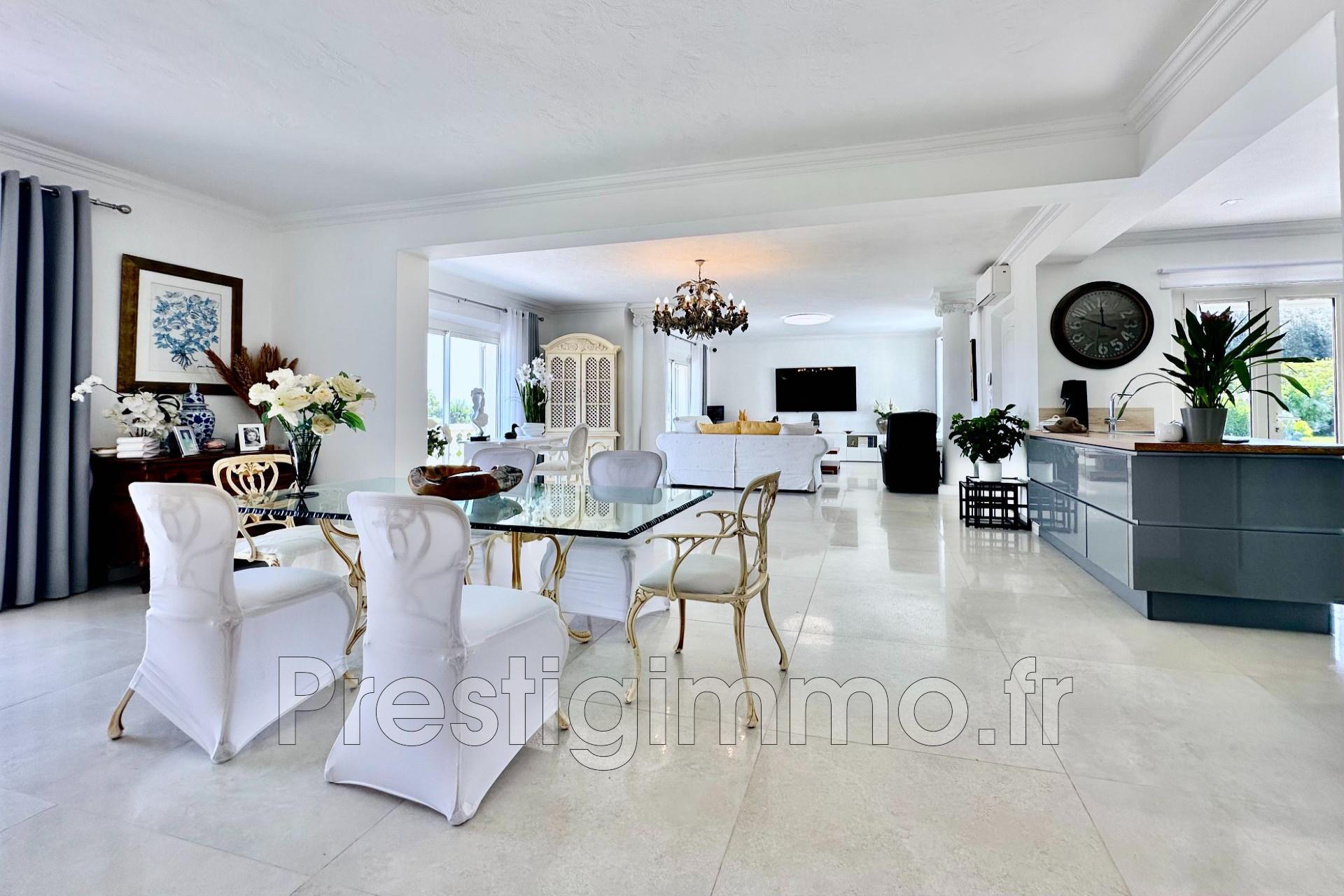 Maison à vendre, 280m², Vallauris
