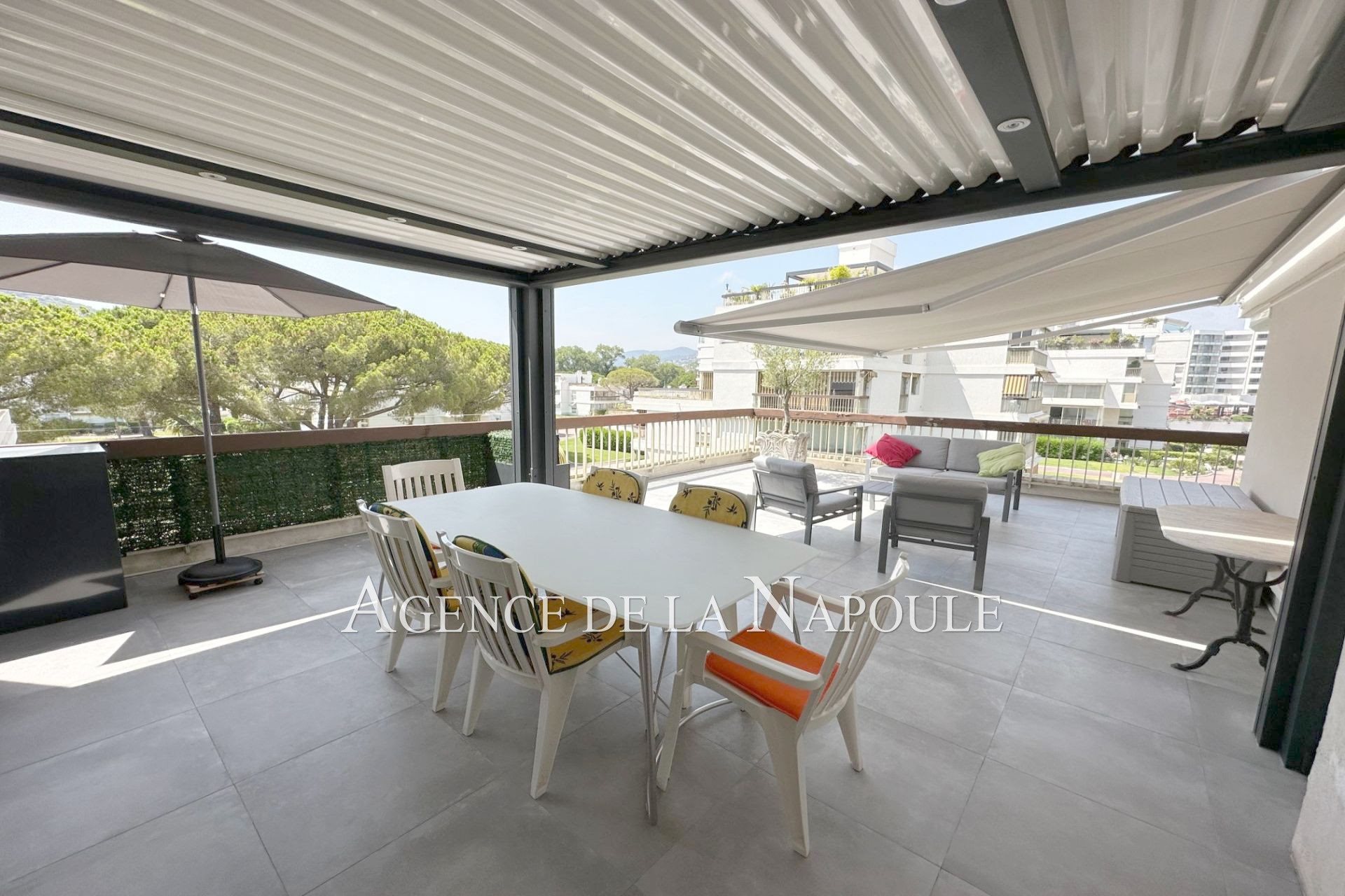 Appartement à vendre, 70m², Mandelieu-la-Napoule