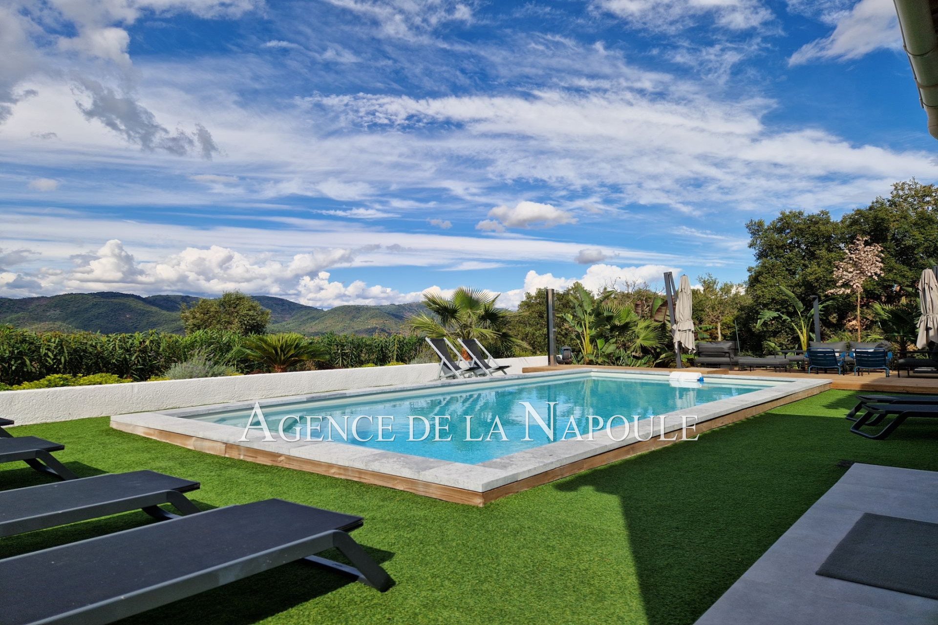 Maison à vendre, 130m², Fréjus
