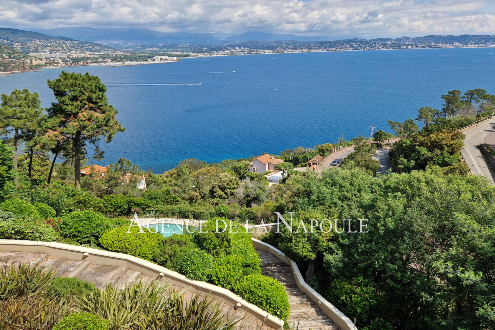 Maison à vendre, 160m², Théoule-sur-Mer
