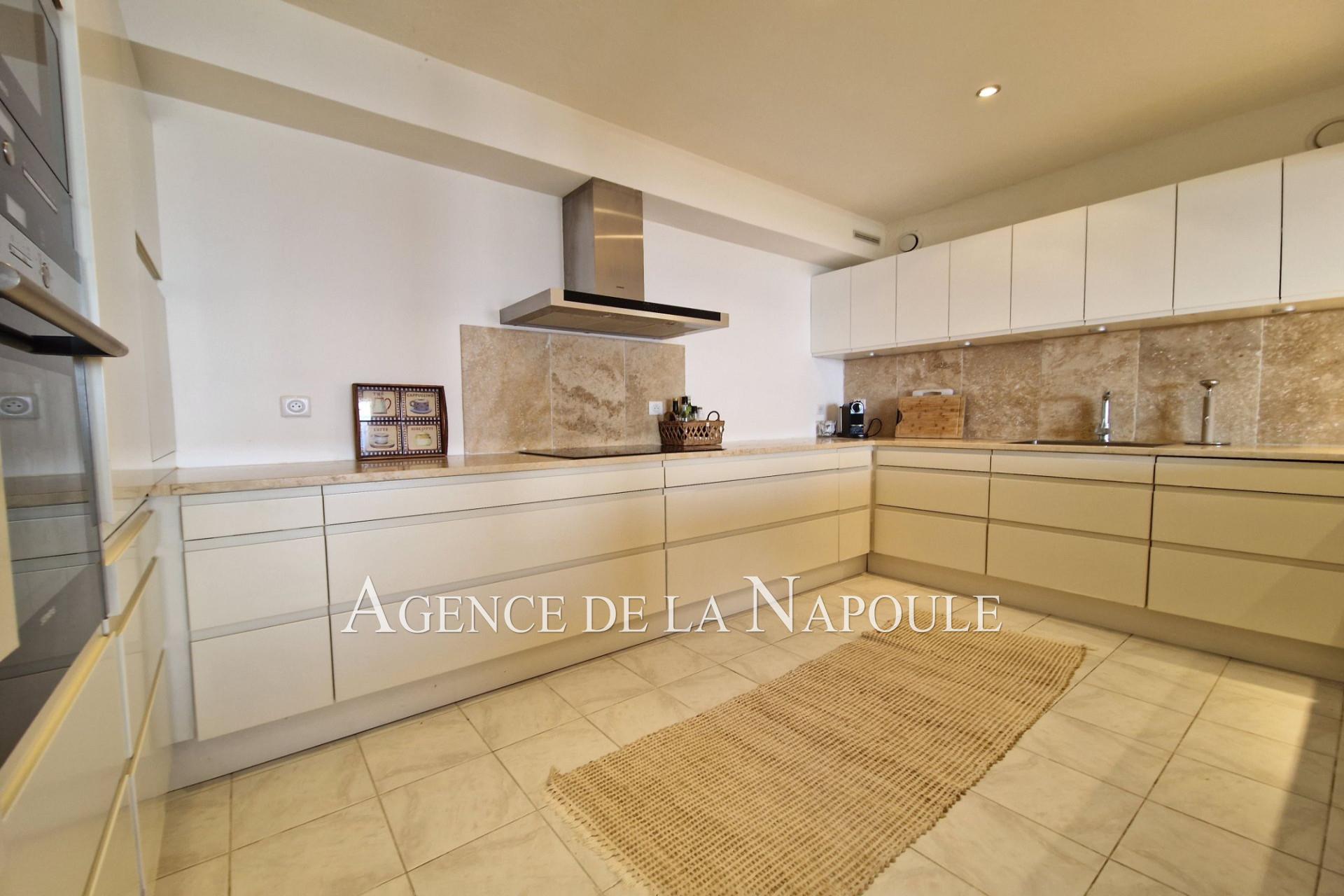 Maison à vendre, 160m², Théoule-sur-Mer