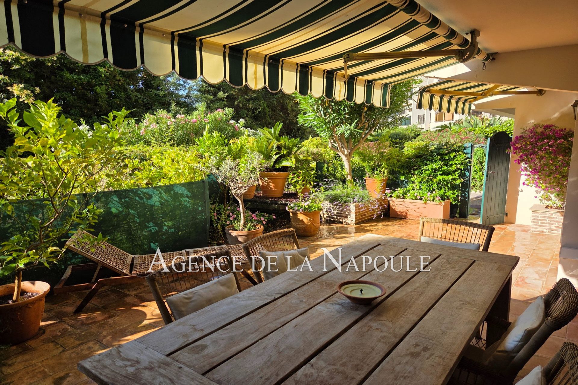 Appartement à vendre, 75m², Mandelieu-la-Napoule